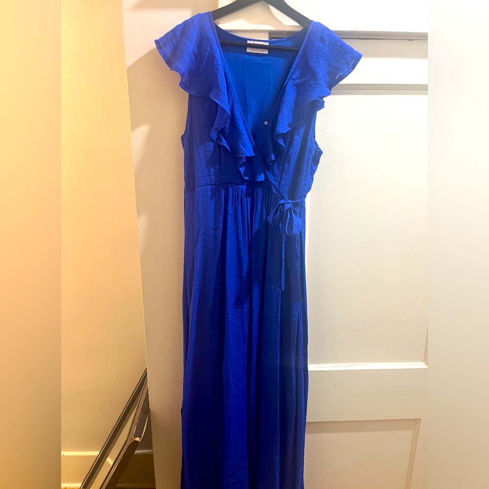💙💙💙 Vibrant Blues means ocean 🌊 vibes!💙💙💙